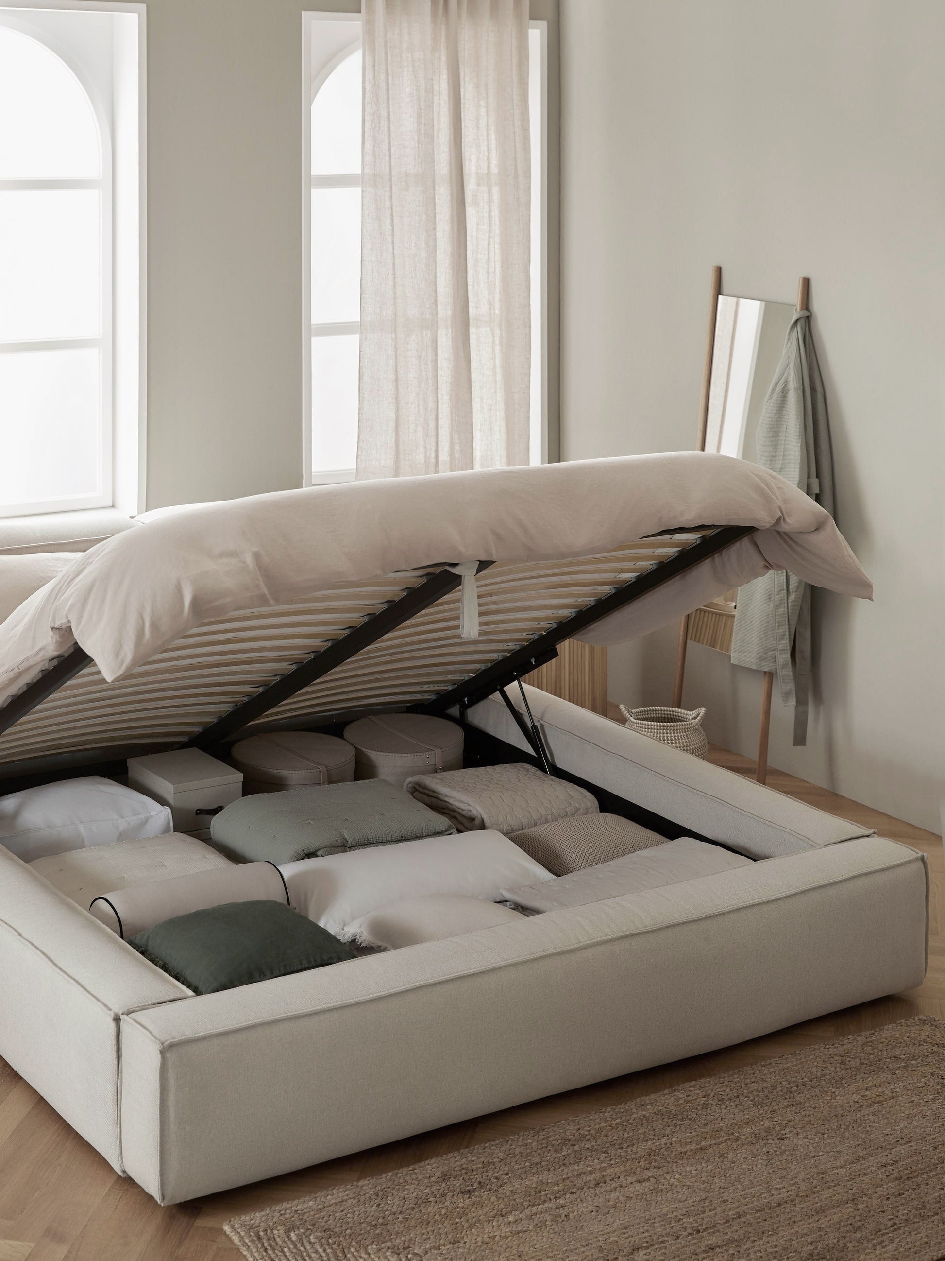 Lennon Upholstered Bed with Storage